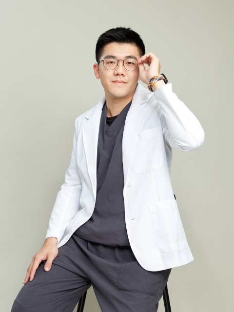 竇士翔